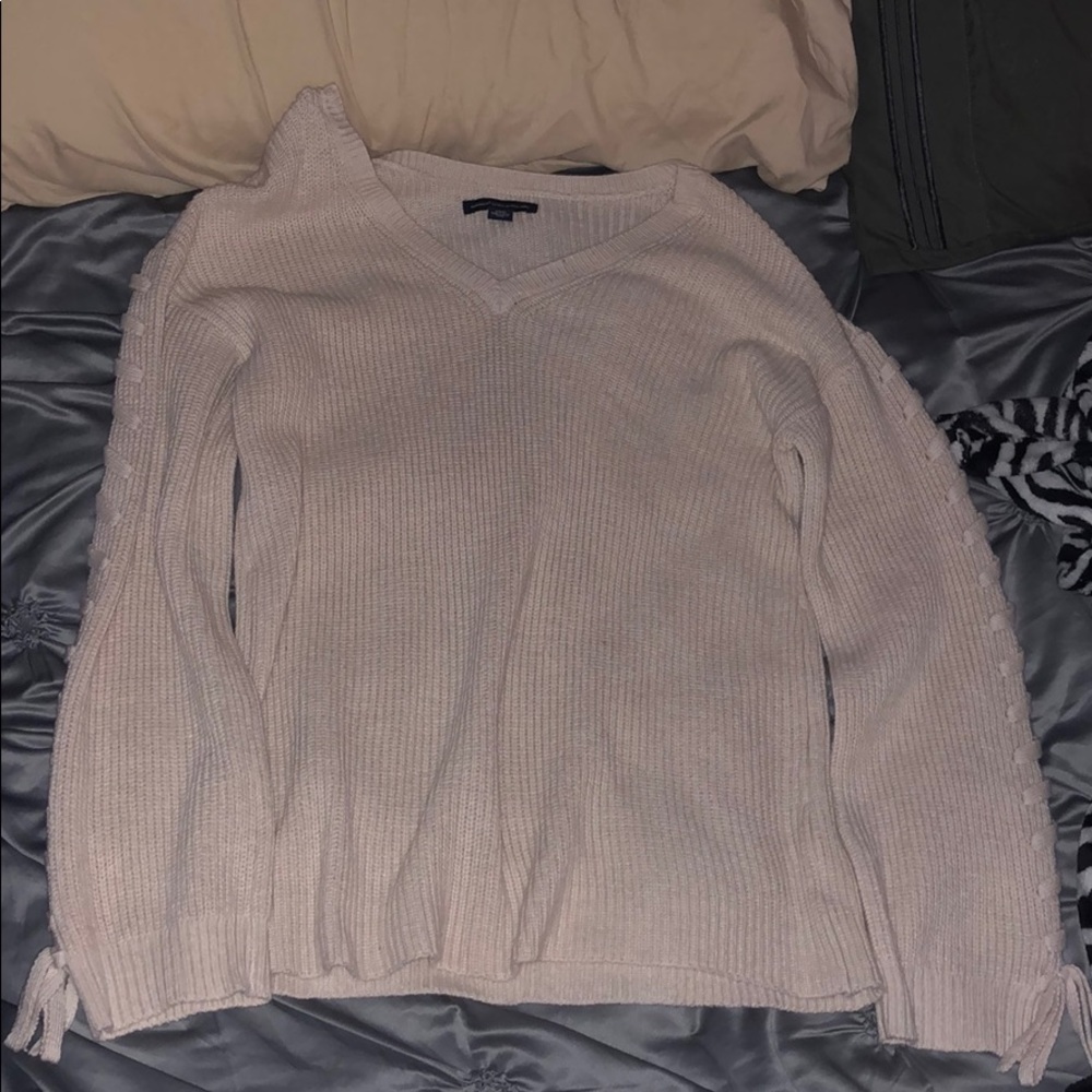 AMERICAN EAGLE SWEATER